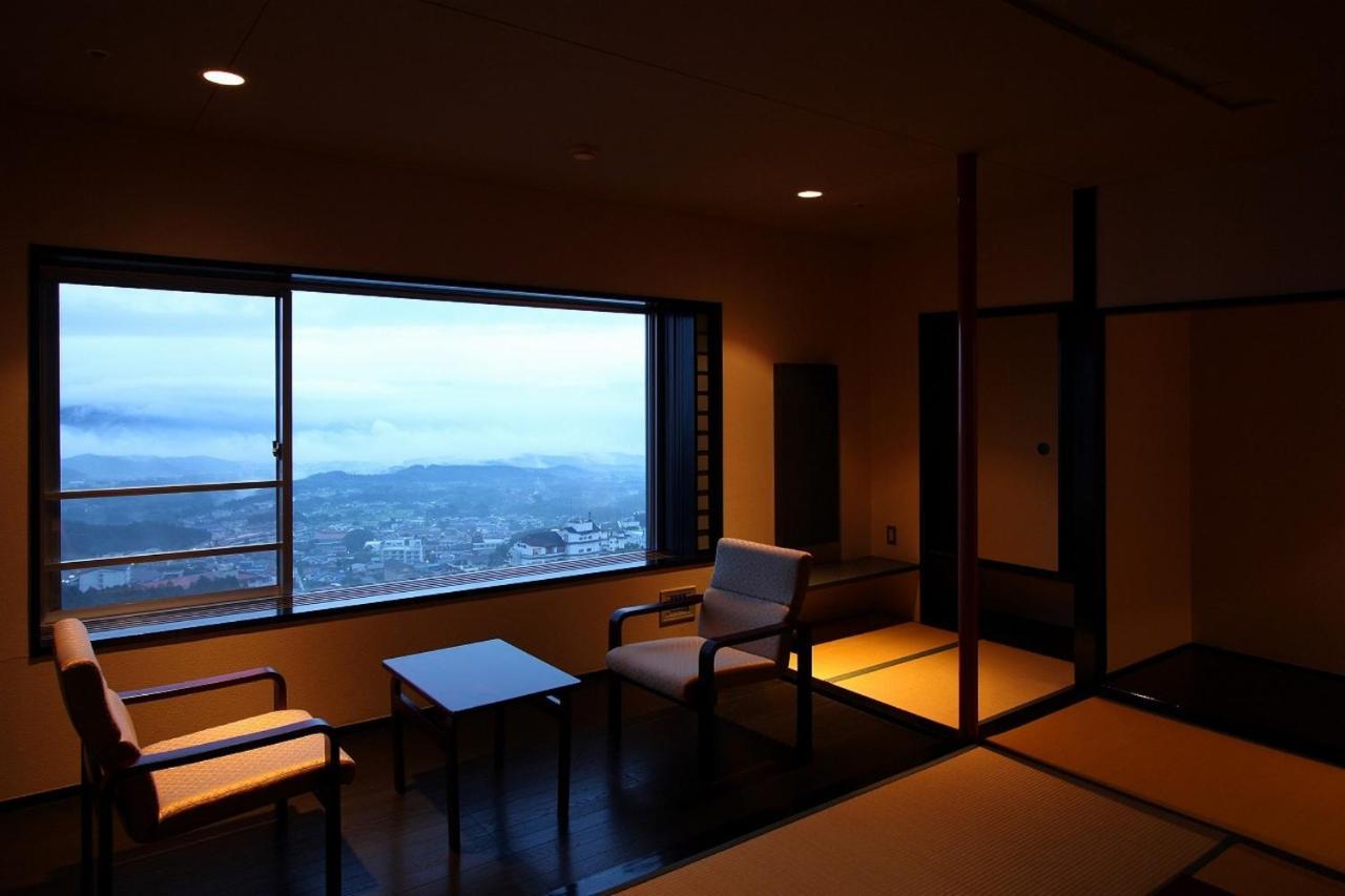 Shinki Hotel Shibukawa Екстериор снимка