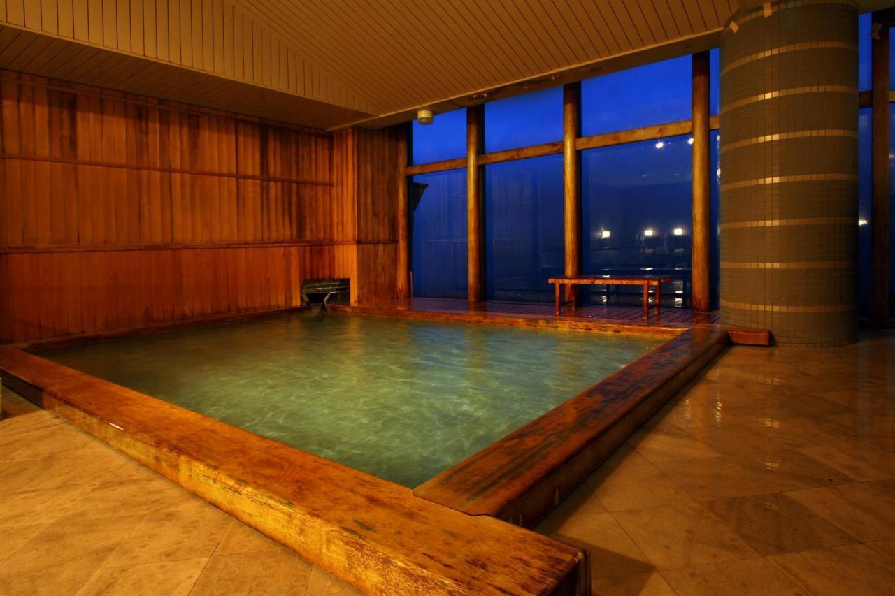Shinki Hotel Shibukawa Екстериор снимка