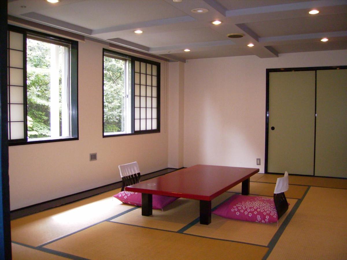 Shinki Hotel Shibukawa Екстериор снимка