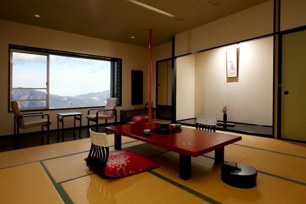 Shinki Hotel Shibukawa Екстериор снимка