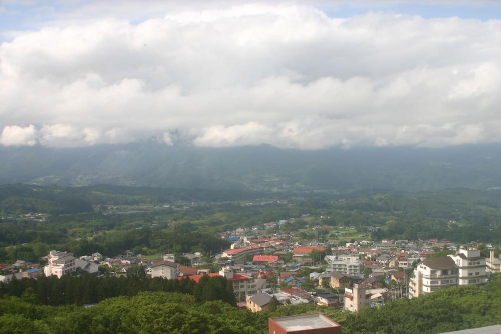 Shinki Hotel Shibukawa Екстериор снимка