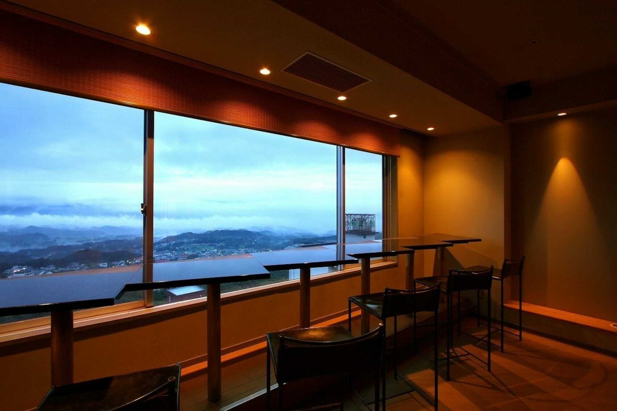 Shinki Hotel Shibukawa Екстериор снимка